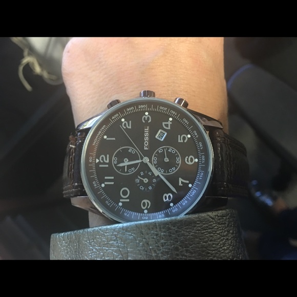 Watch - Picture 2 of 8