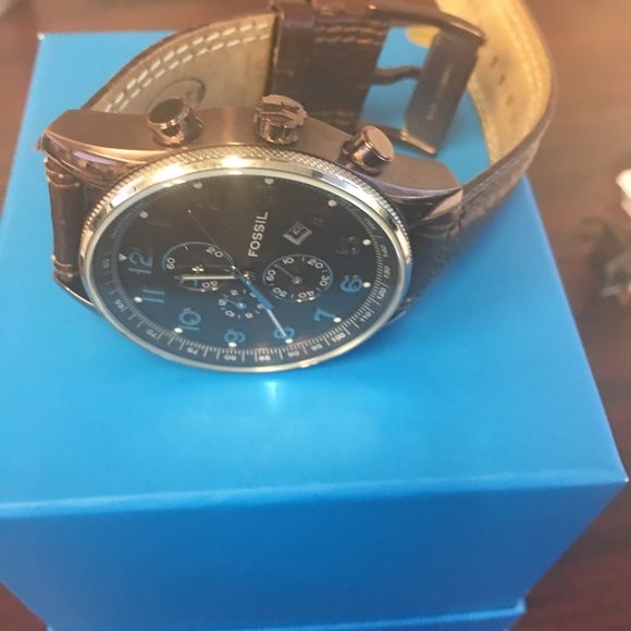 Watch - Picture 7 of 8