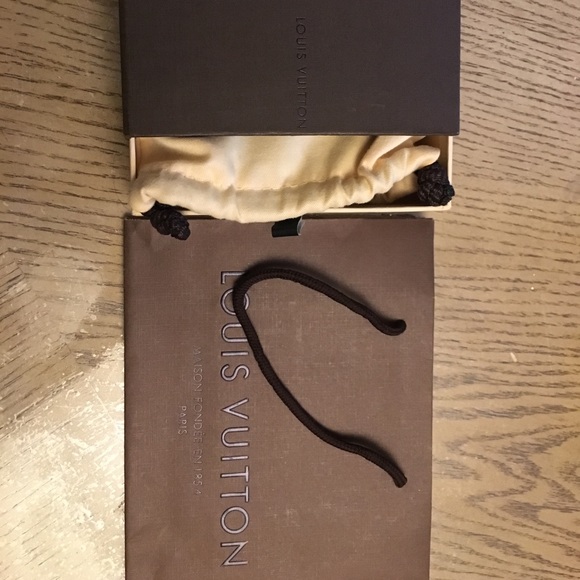 AUTHENTIC LOUIS VUITTON BELT ‼️ - Picture 2 of 5