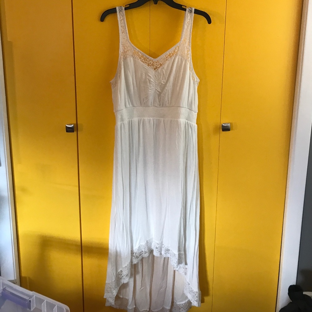 Torrid high low dress in white