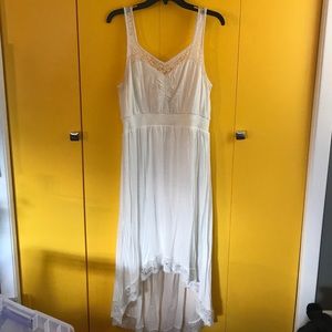 Torrid high low dress in white