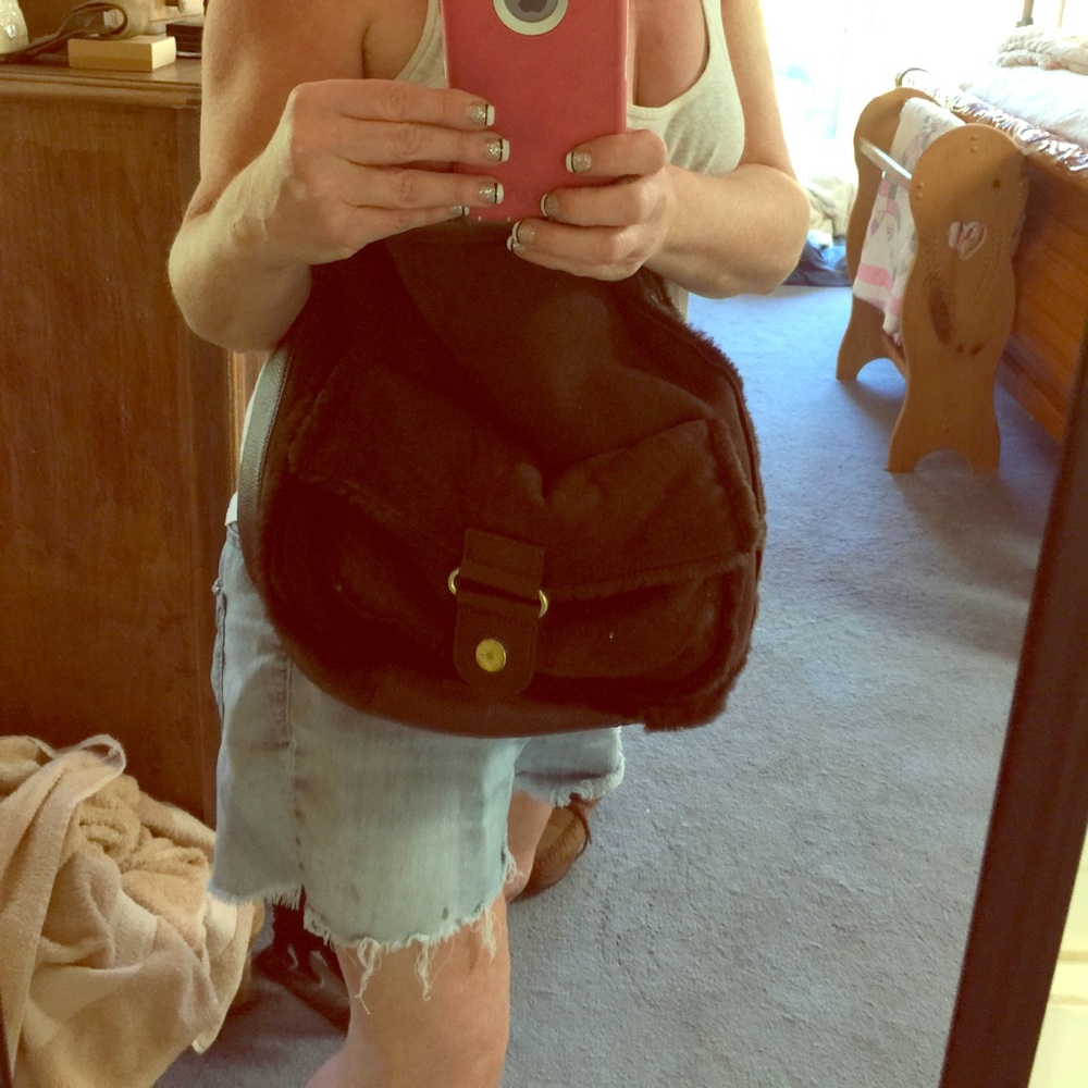 Awesome huge ugg bag !