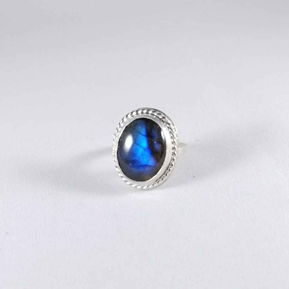 Blue flash Labradorite ring - Picture 3 of 3