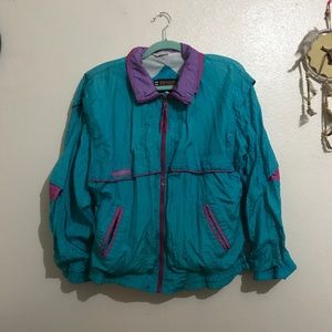 SOLD Vintage windbreaker