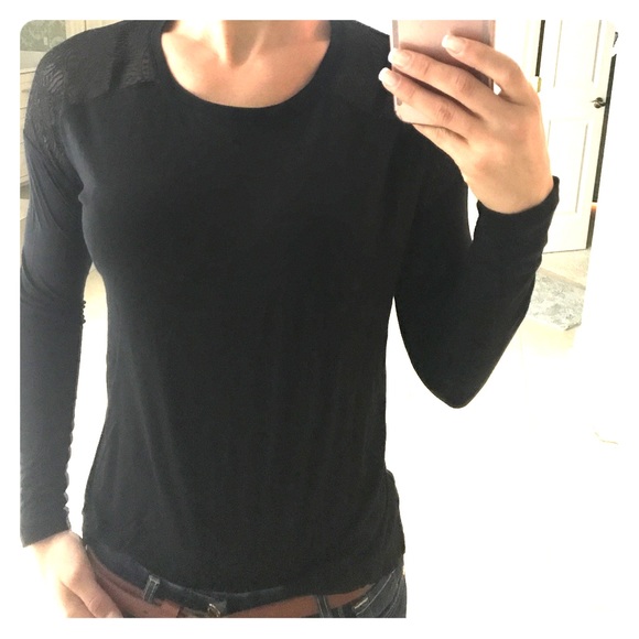 BCBG Maxazria Black T Shirt top with lace XXS - Picture 1 of 3
