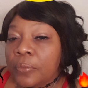 Meet your Posher, Evelyn