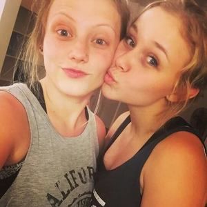 Meet your Posher, Cara