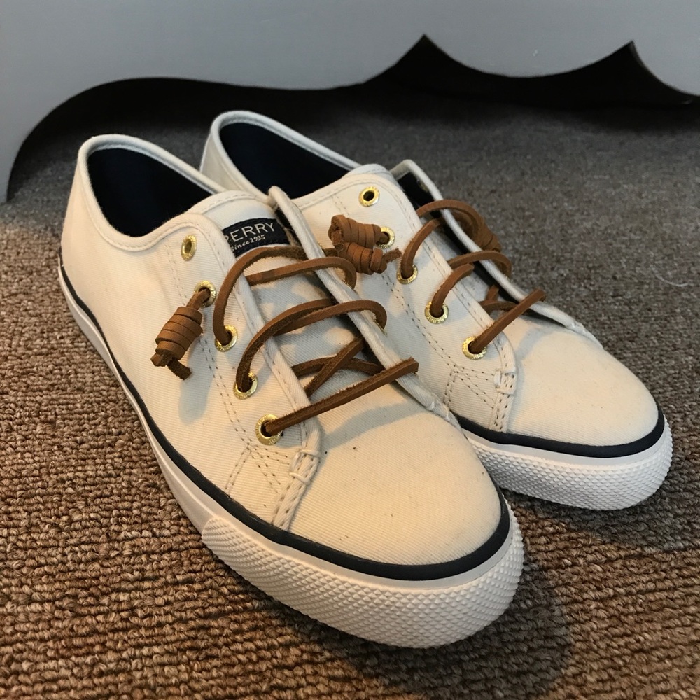 Sperry Seacoast Canvas Shoes
