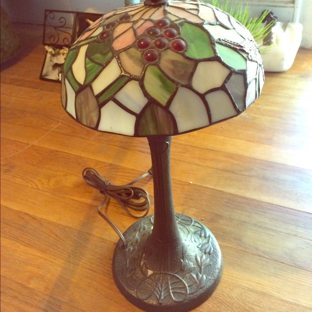 Tiffany STYLE lamp