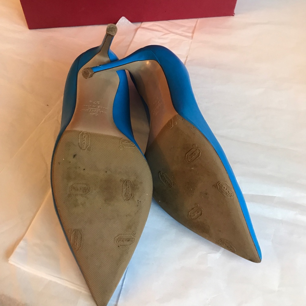 Valentino Pumps - Picture 5 of 7