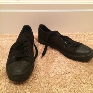black non-slip work shoes