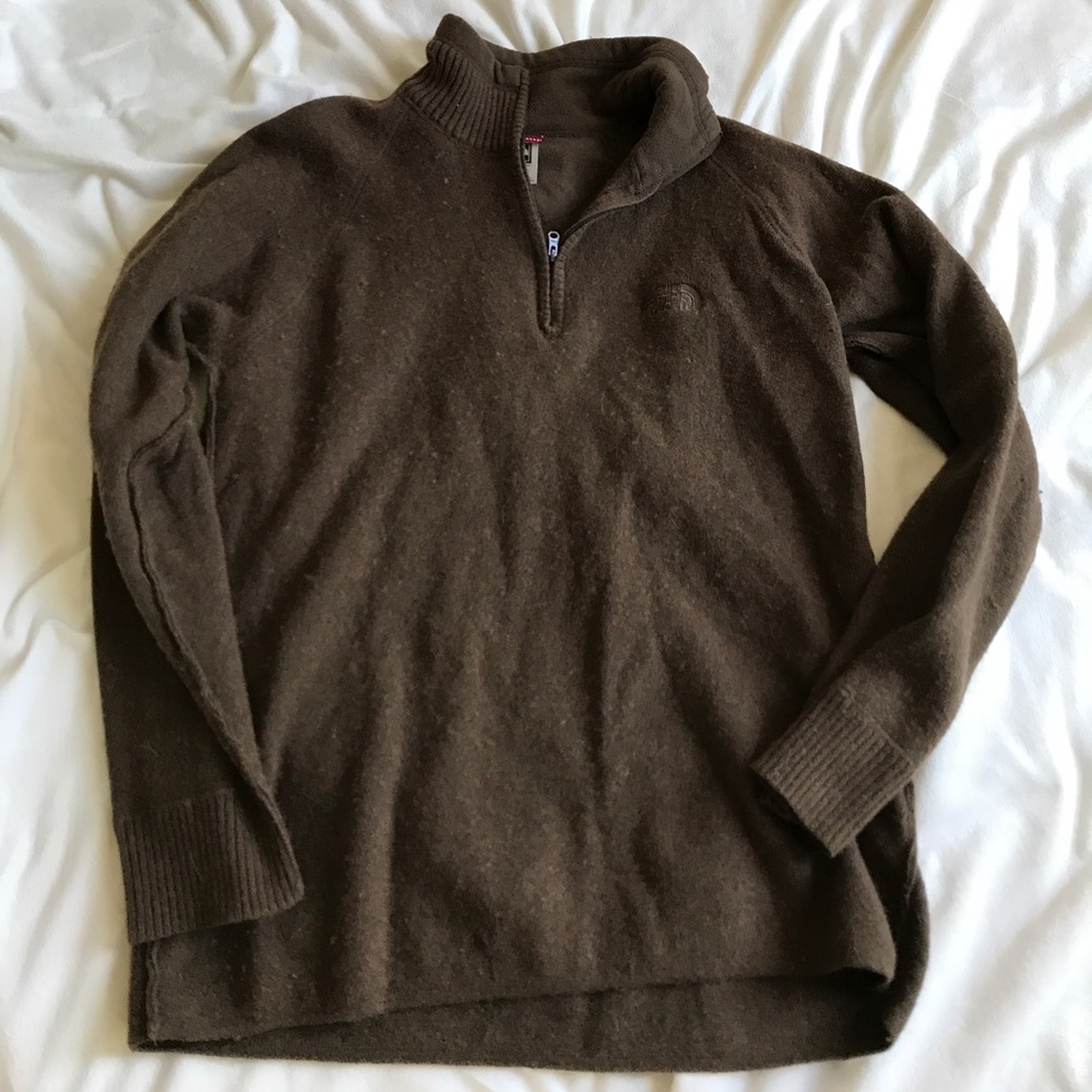 Men's north face pullover