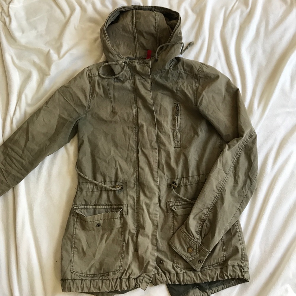 Women's army style zip up jacket with hood