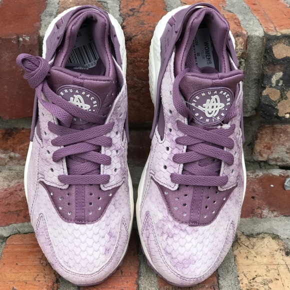 NWT Nike Rare Air Huarache PRM Violet Dust WMNS - Picture 7 of 7