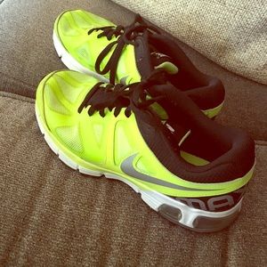 Nike Air Max Neon