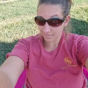 Meet your Posher, Whitney