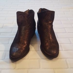Bronze Distressed Booties EUC