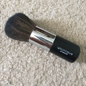 Younique Powder Puff Brush