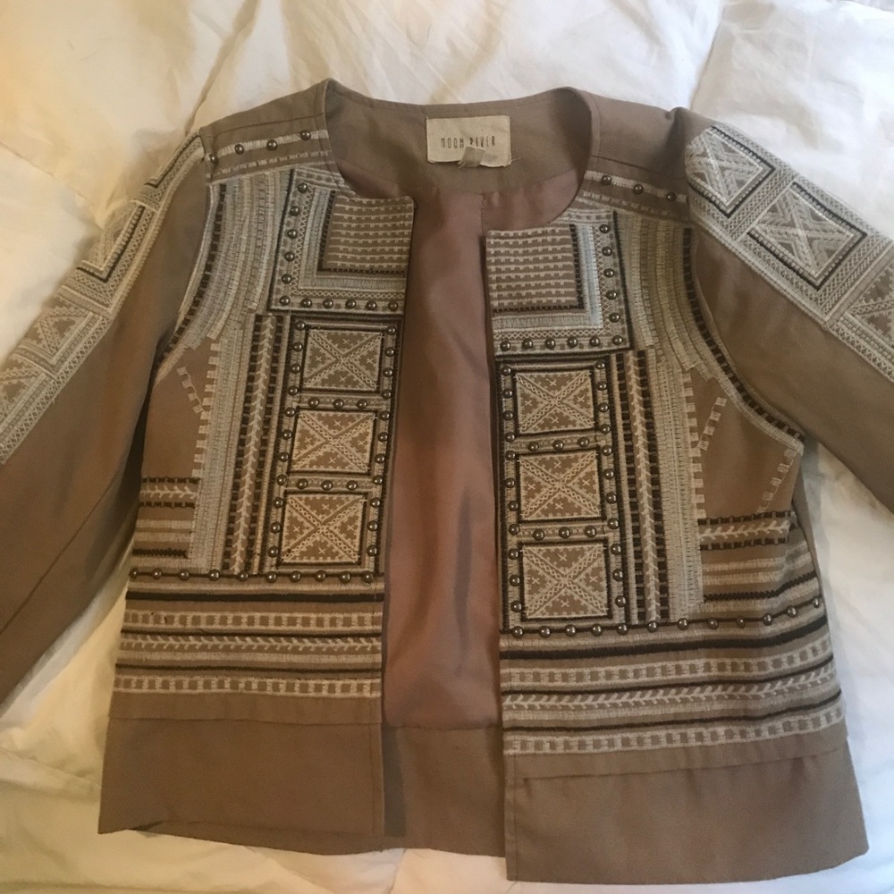 Cute never before worn moon river jacket