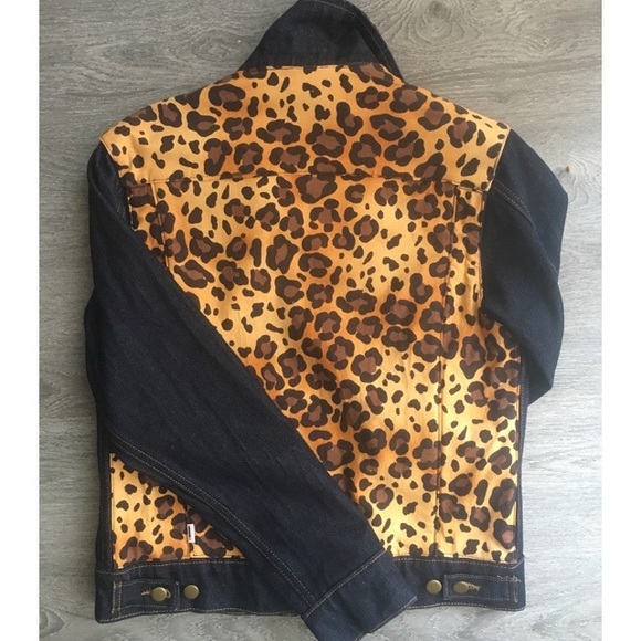 CUSTOM Cheetah Jean Jacket - Picture 2 of 3