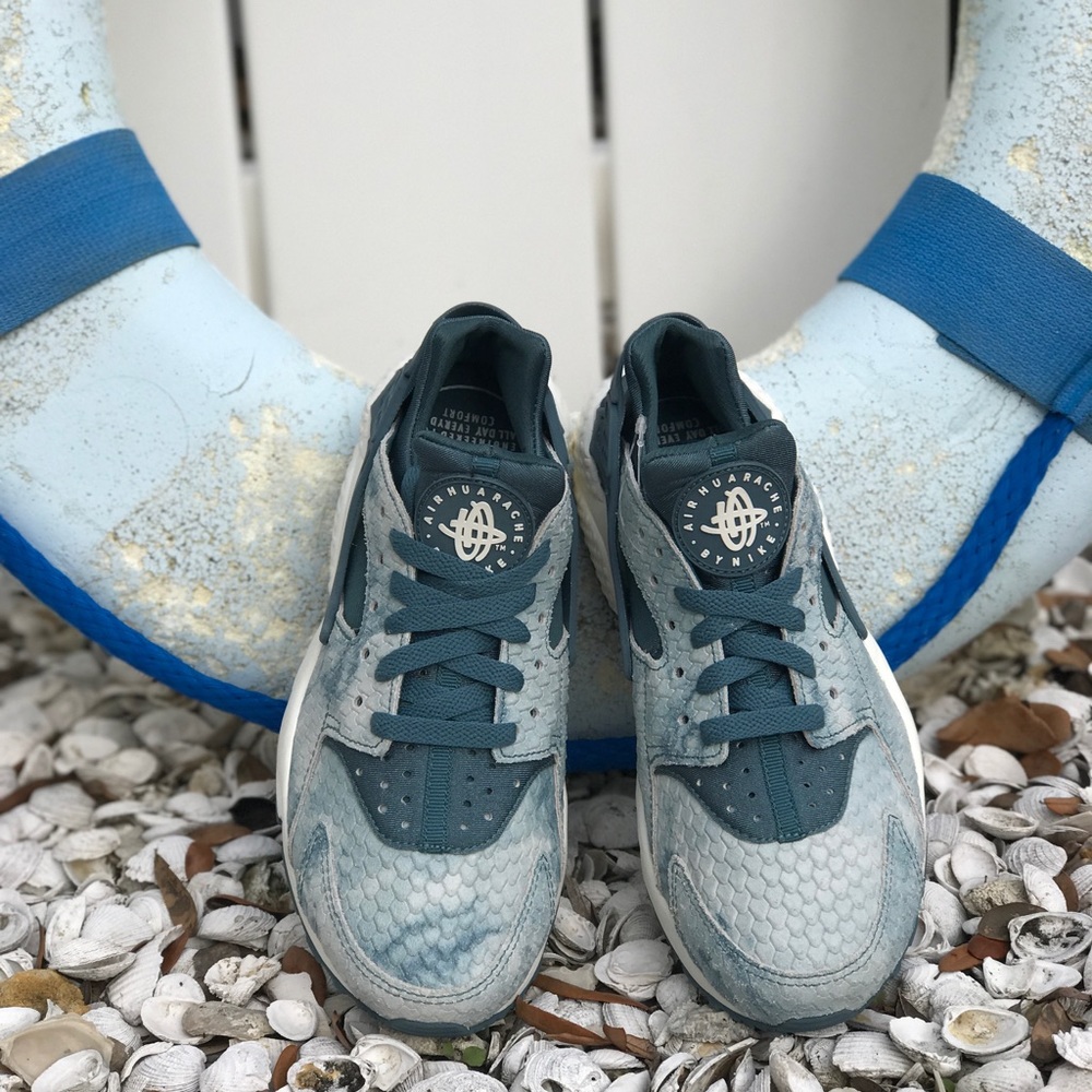NWT Nike Rare Air Huarache PRM Ocean Fog WMNS - Picture 3 of 8