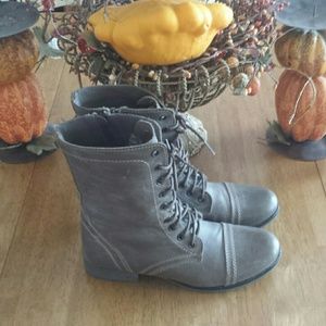 Steve Madden Combat Boots Size 8.5