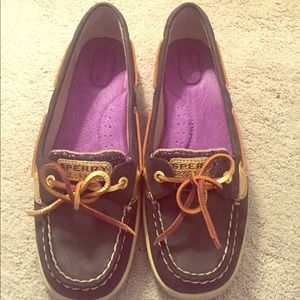 Sperrys!