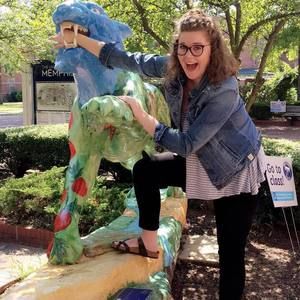 Meet your Posher, Aven