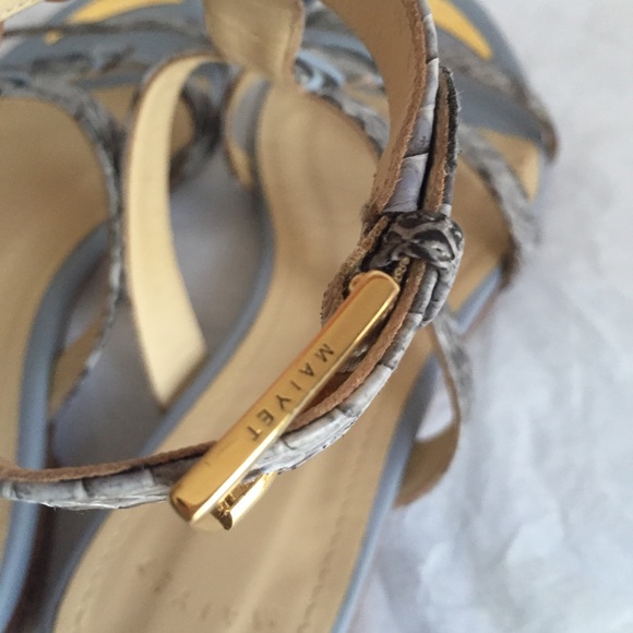 MAIYET BABY BLUE SNAKE SKIN SANDALS - Picture 6 of 8