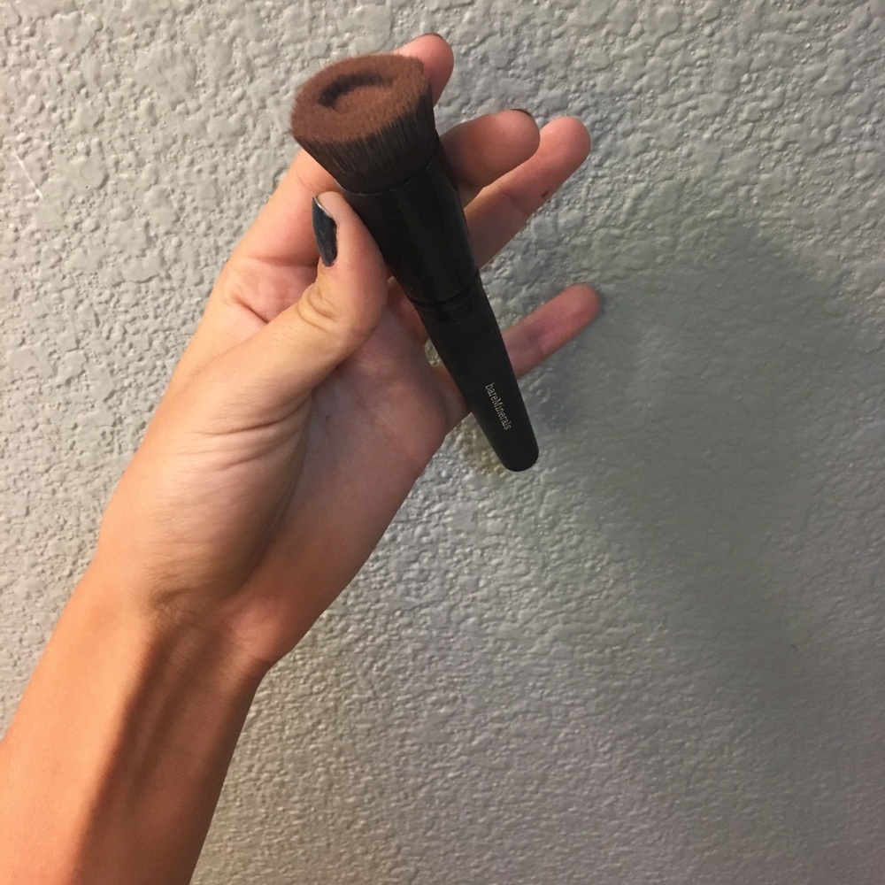 Bare Minerals Perfecting Face Brush