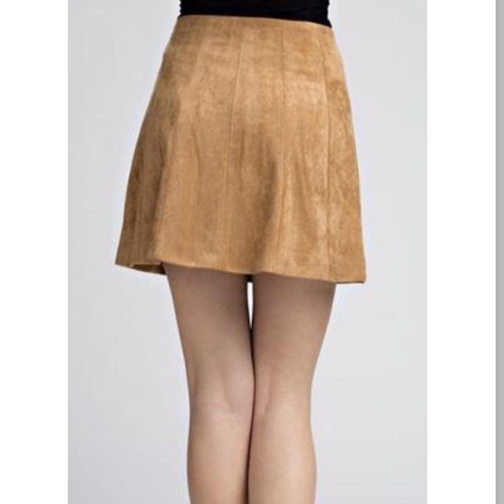🎈SALE 🎈Sadie Camel Skirt - Picture 6 of 8