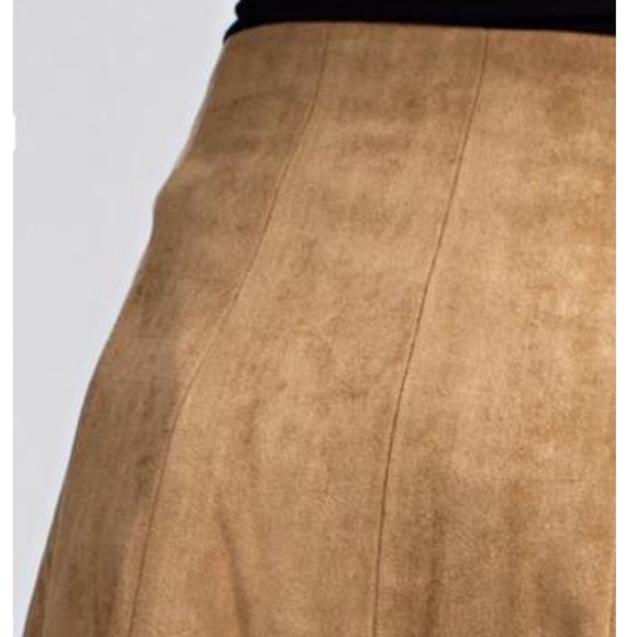 🎈SALE 🎈Sadie Camel Skirt - Picture 7 of 8