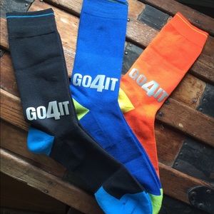 GO4IT Men’s Reflective Performance Sport Socks.