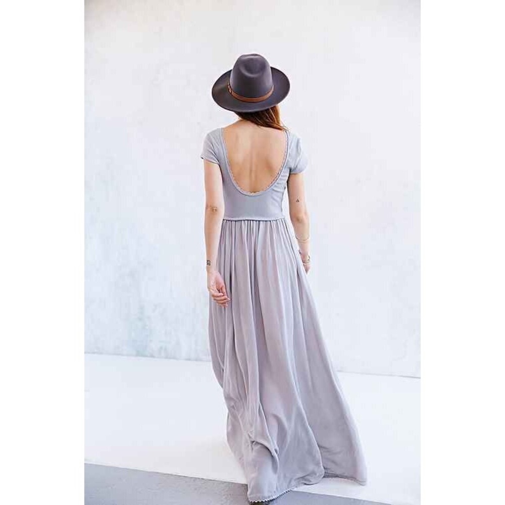 Ecote Maxi Lilac Low Back Dress