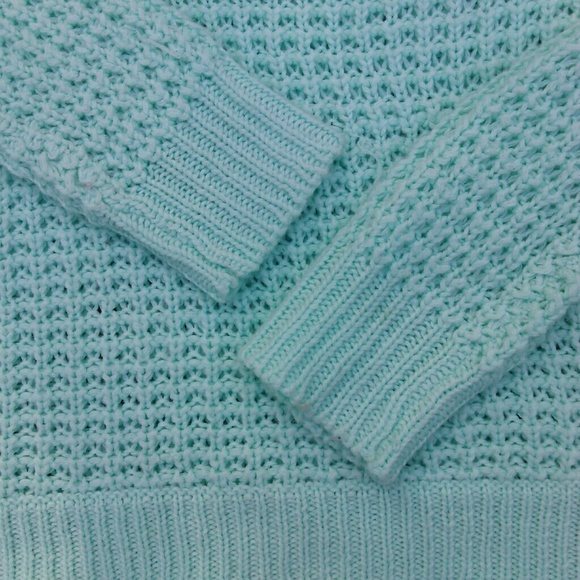 Loose Knit Sweater - Picture 5 of 6