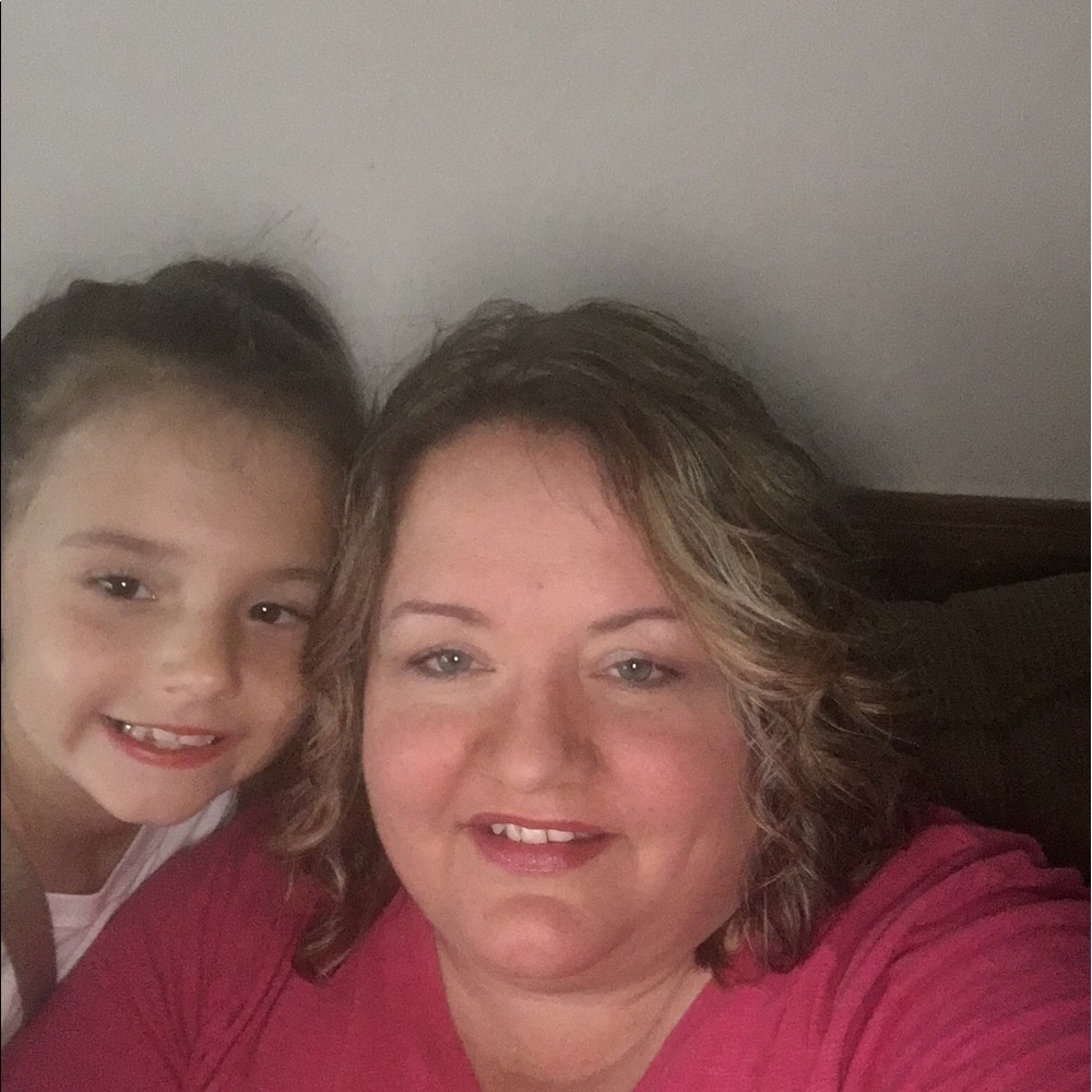 Meet your Posher, Stacy