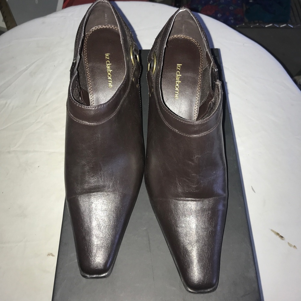 Liz Claiborne heels 9m