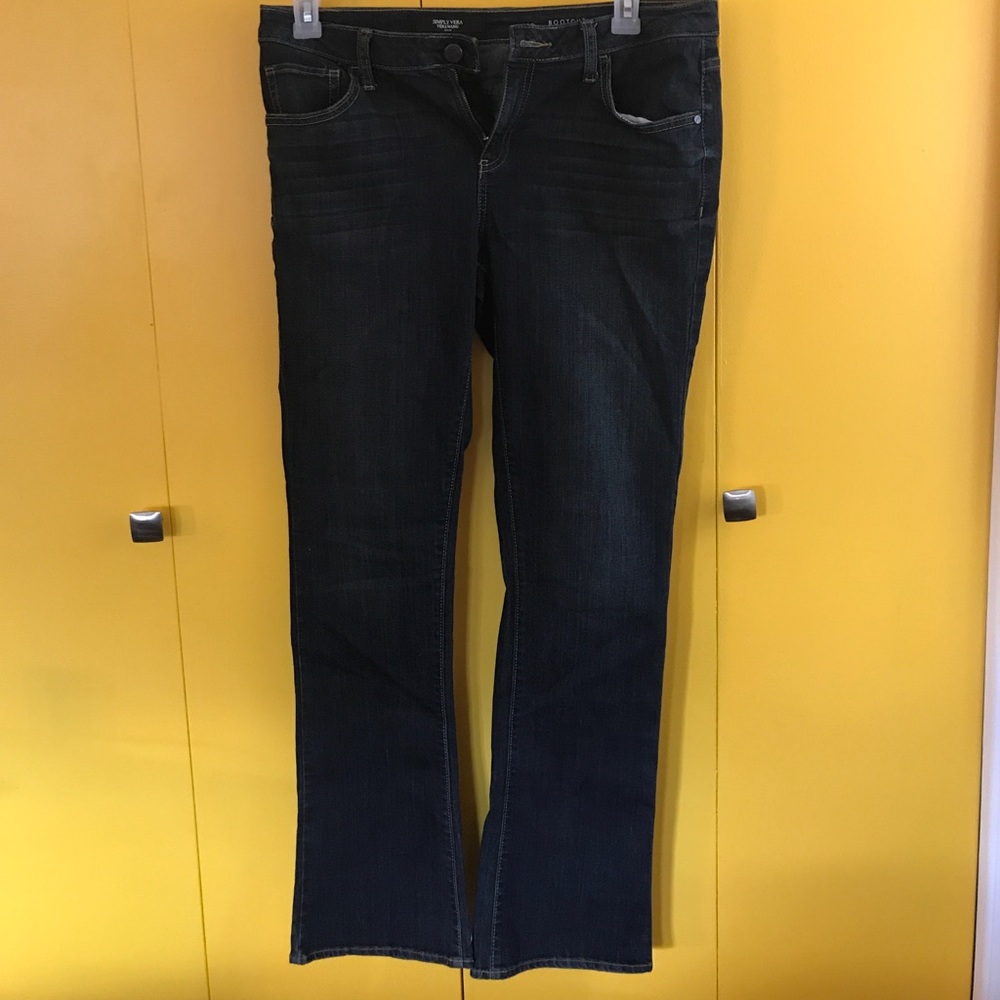 Size 10R Ver Wang bootcut jeans