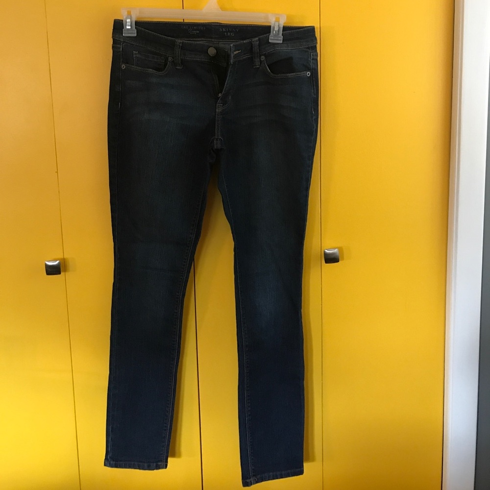 The Limited size 12r skinny leg jean