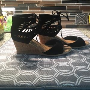 Layce Wedge Sandal