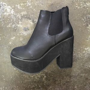 Forever 21 space boots