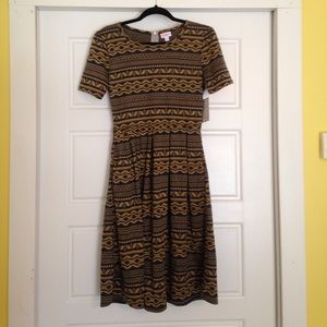 LuLaRoe Amelia.