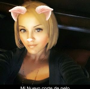 Meet your Posher, Alejandra