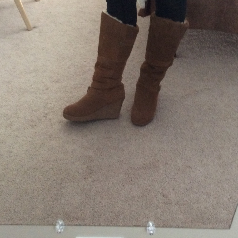 Bearpaw thick warm boot wedges