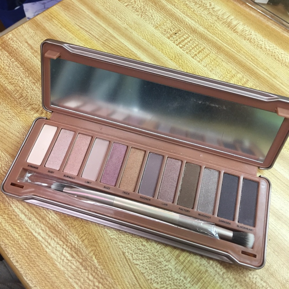 Naked 3 Palette