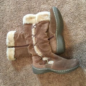 bare traps boots
