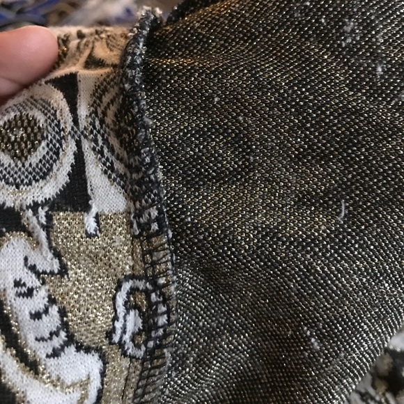 Beautiful for fall and winter pencil skirt - Picture 6 of 6