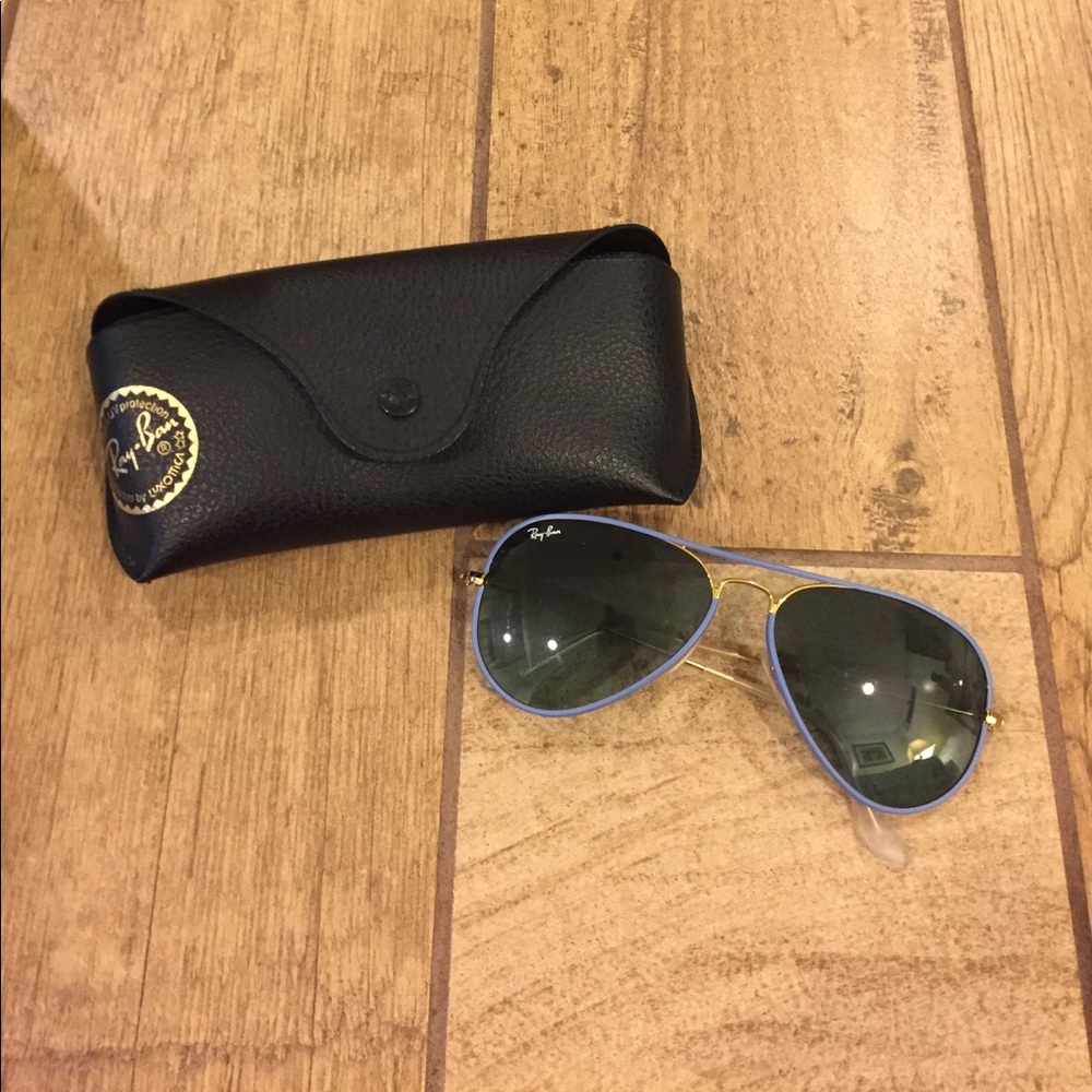 Ray-Ban baby blue rimmed sunglasses