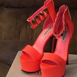Steve Madden sandal