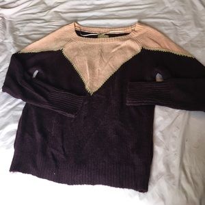 🍂Princess Vera Wang Geometric Sweater🍂